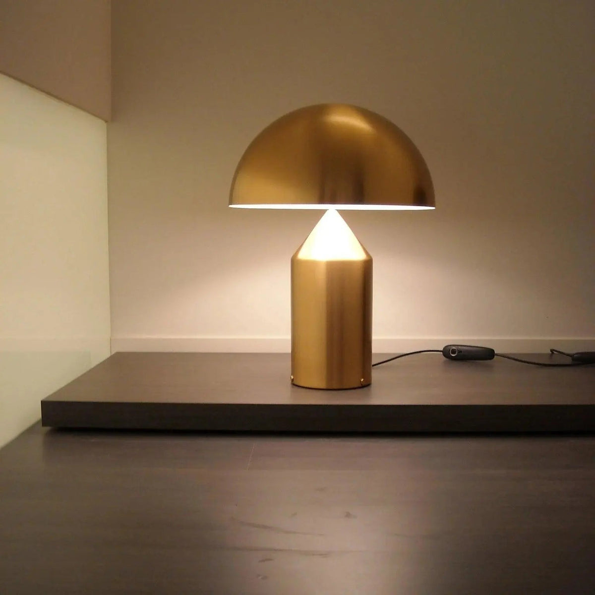 Binello Table Lamp - Metallic Gold - Detail