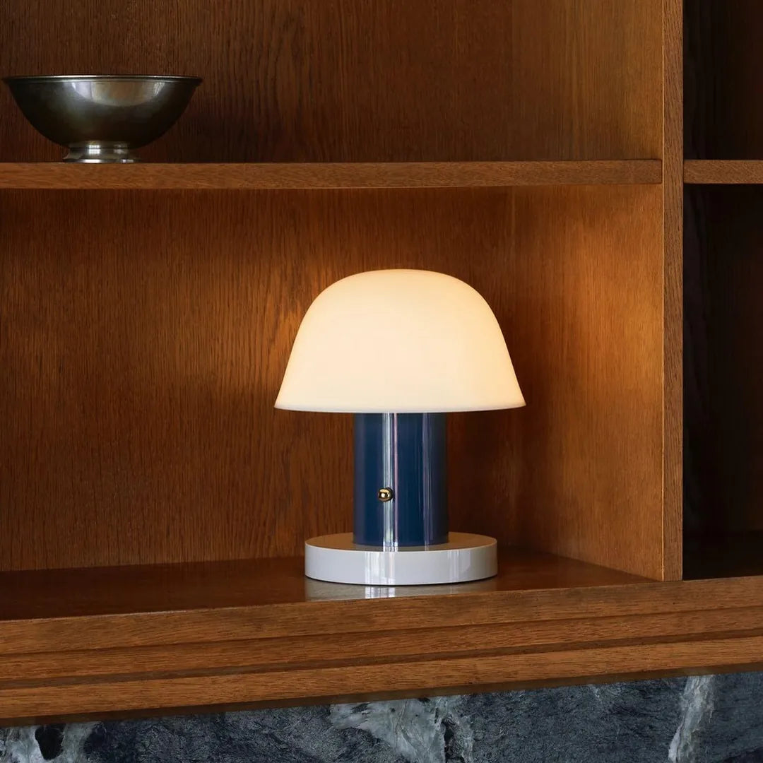 Petaso Portable Lamp